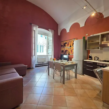 Old Town, Loft With Square View Toirano