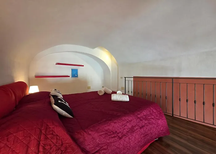 Old Town, Loft With Square View Apartmán