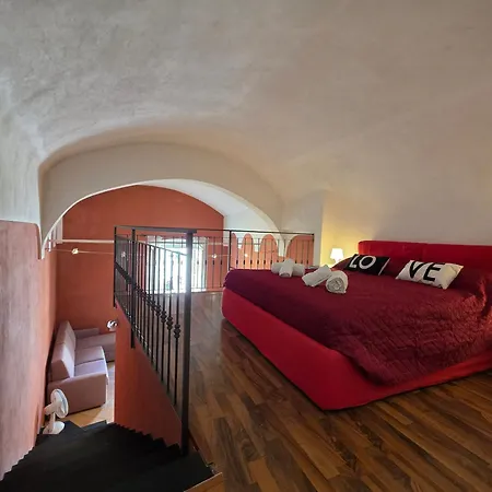 Old Town, Loft With Square View *