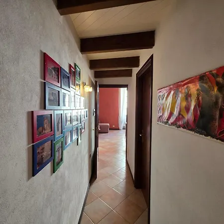 Old Town, Loft With Square View * Тойрано