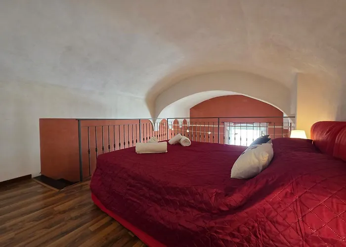 Διαμέρισμα Old Town, Loft With Square View *